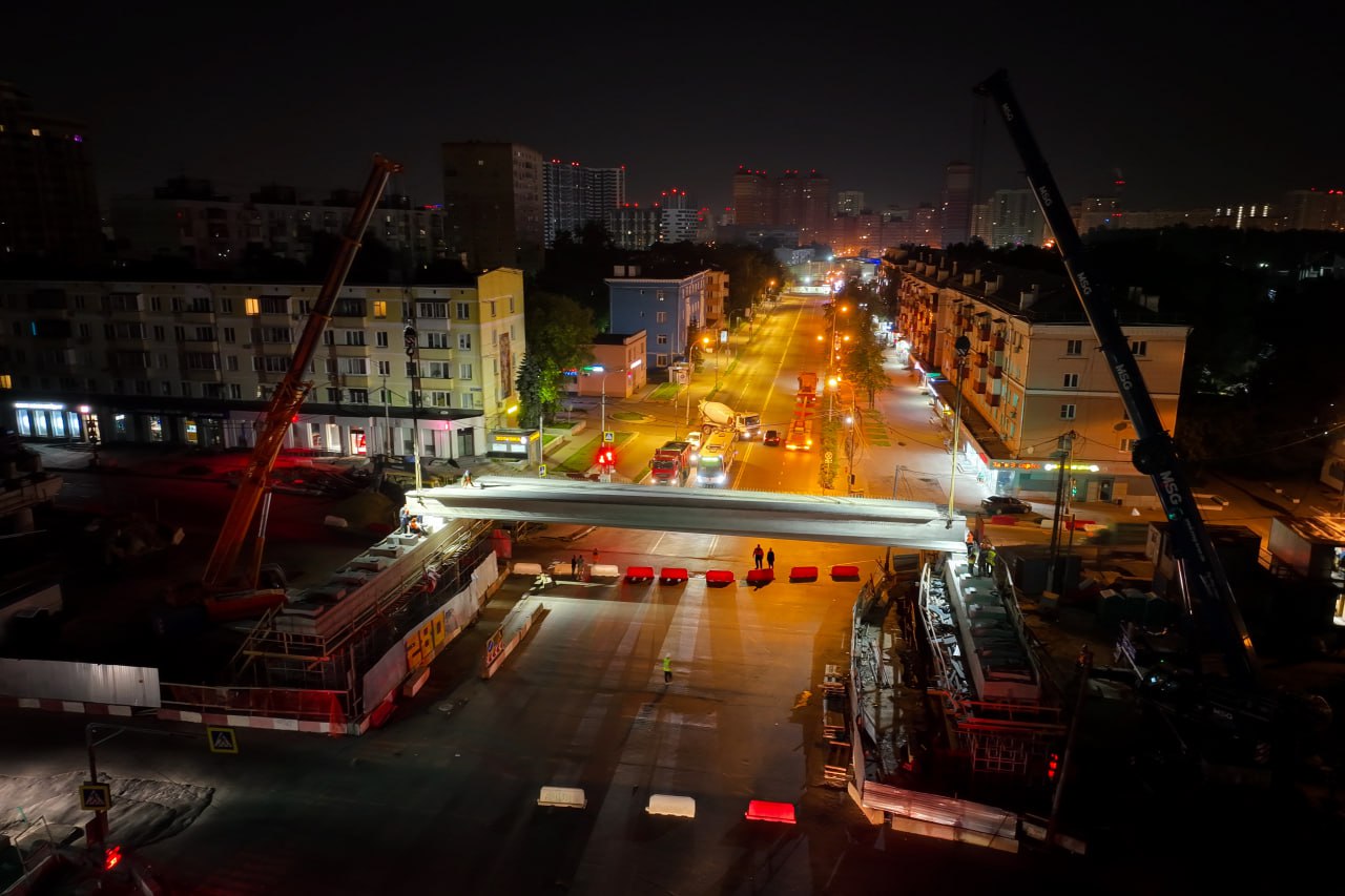 На Октябрьском проспекте в Люберцах производится монтаж пролетных строений  | Администрация городского округа Люберцы Московской области